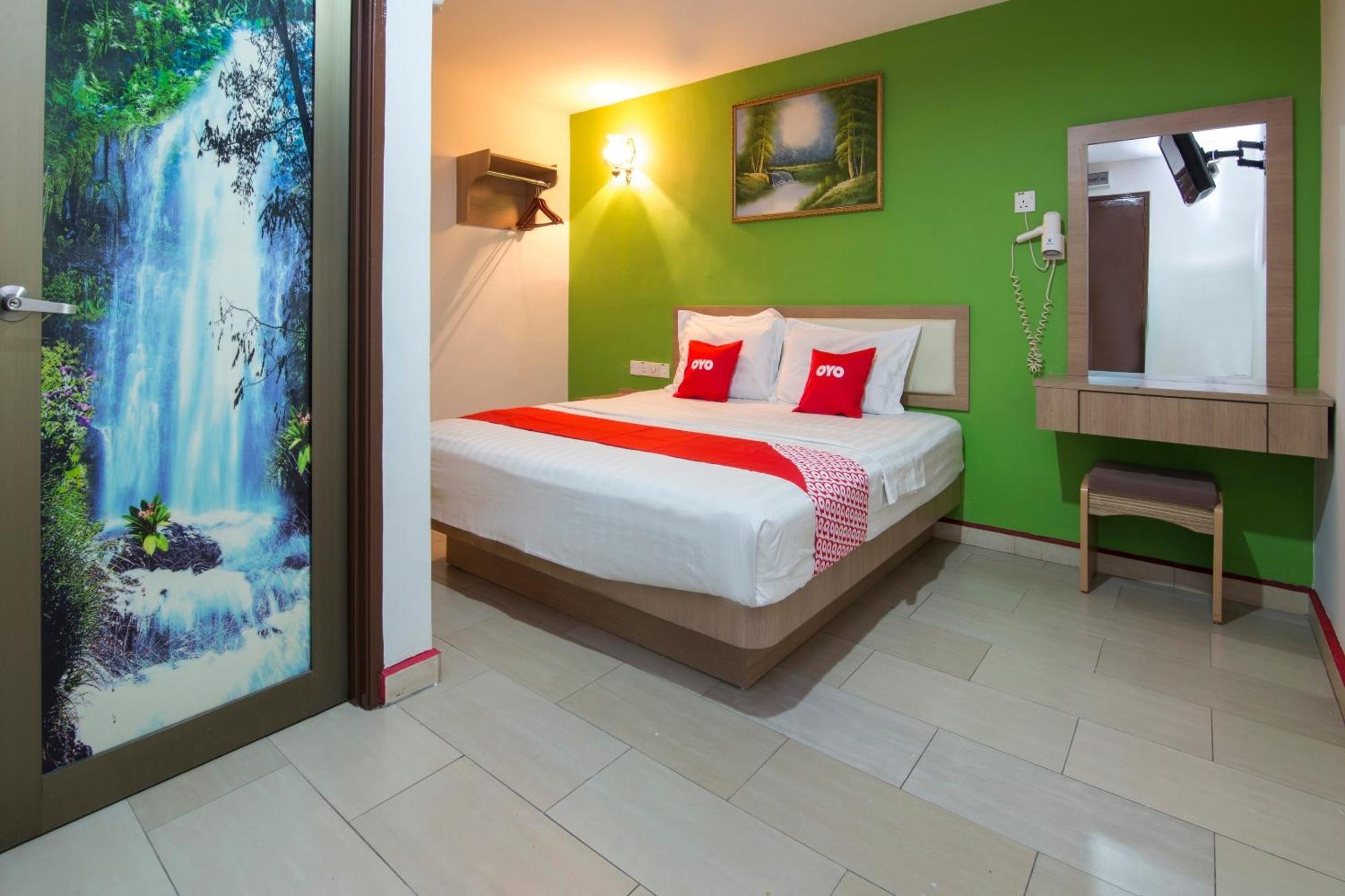 Valley View Hotel Lumut Exterior photo