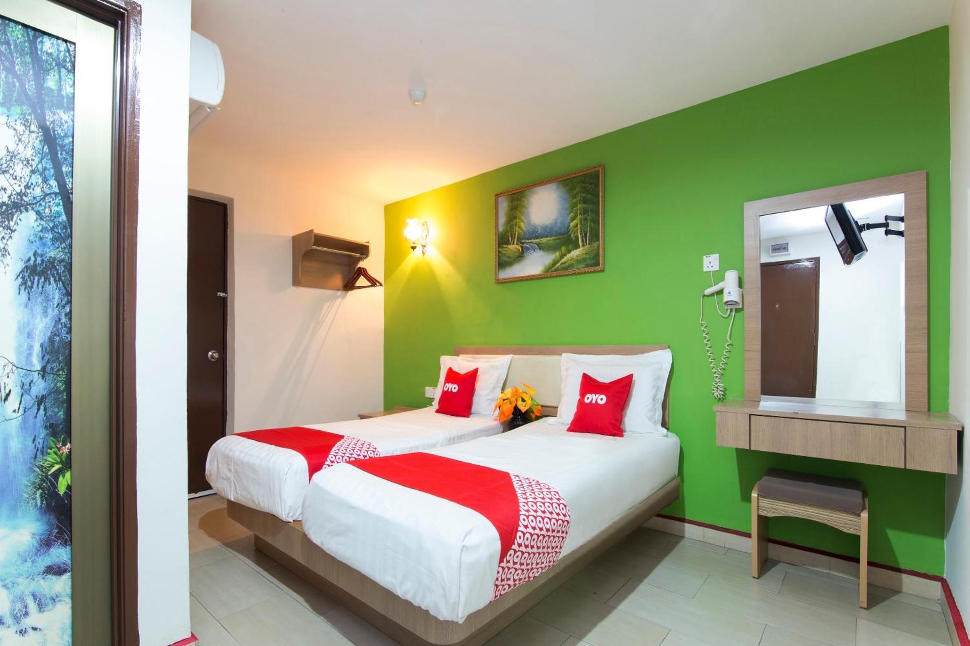 Valley View Hotel Lumut Exterior photo