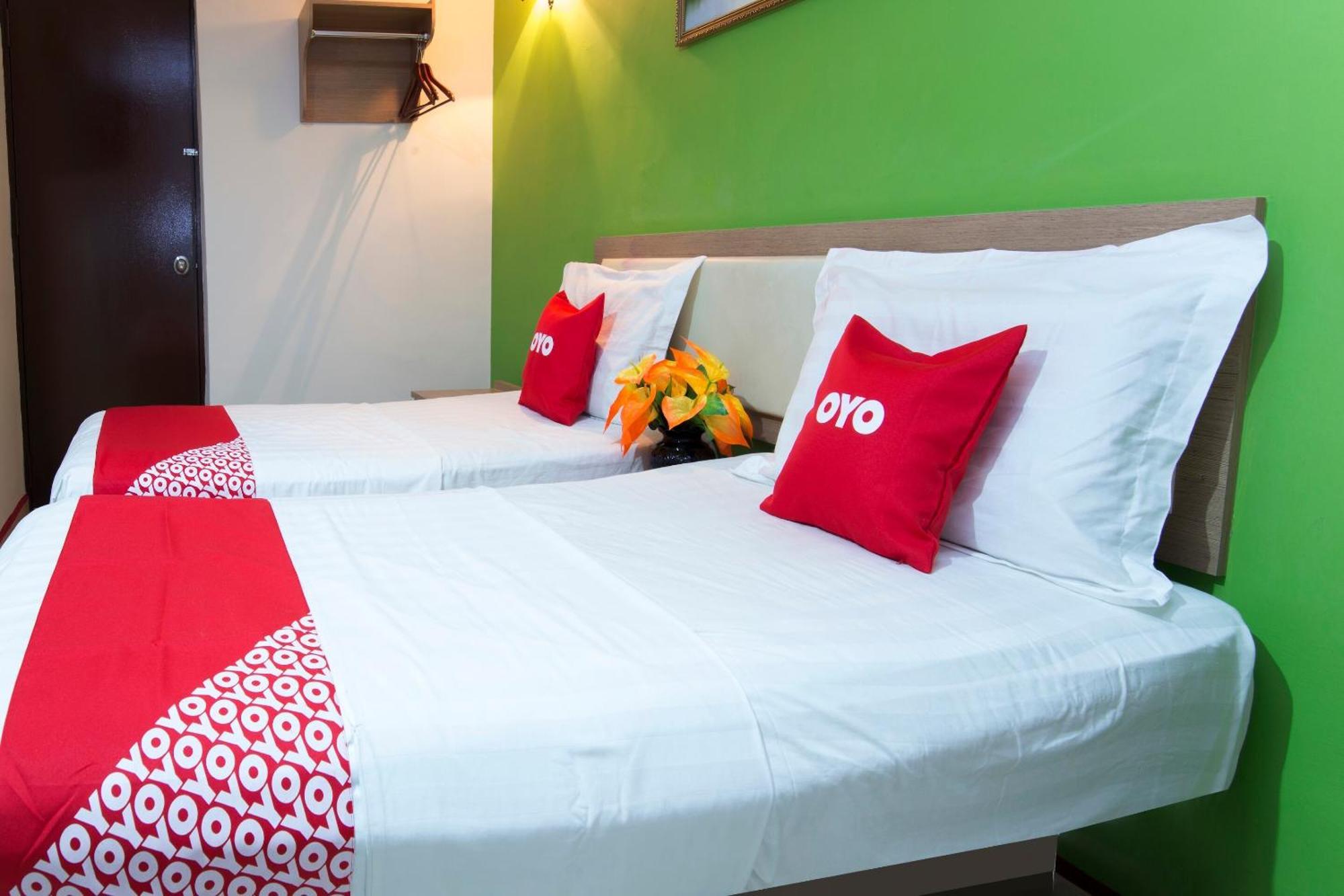 Valley View Hotel Lumut Exterior photo